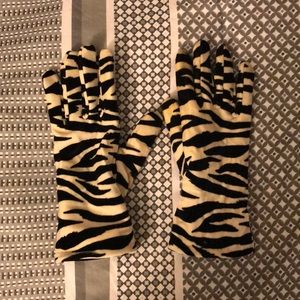 Zebra gloves